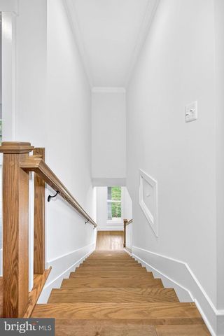 3913 VICTORIA OAKS TRL, Annandale, VA 22003