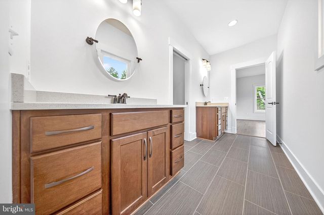 3913 VICTORIA OAKS TRL, Annandale, VA 22003