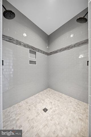 3913 VICTORIA OAKS TRL, Annandale, VA 22003
