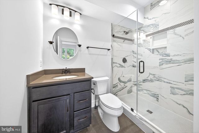 3913 VICTORIA OAKS TRL, Annandale, VA 22003