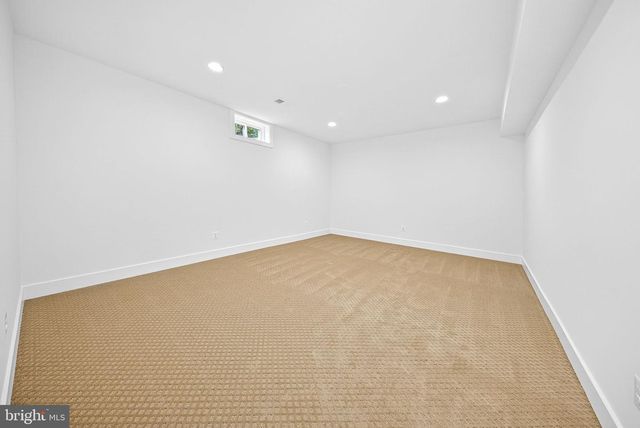 3913 VICTORIA OAKS TRL, Annandale, VA 22003