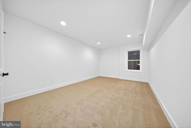3913 VICTORIA OAKS TRL, Annandale, VA 22003