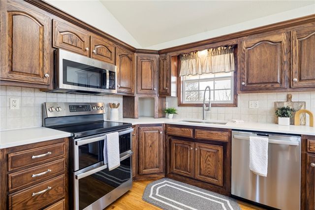 17008 Scott Cemetery Road, Garfield, AR 72732