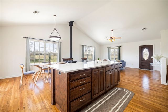 17008 Scott Cemetery Road, Garfield, AR 72732