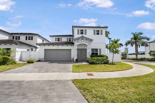 21189 SW 127th Ct, Miami, FL 33177