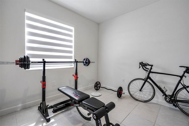 21189 SW 127th Ct, Miami, FL 33177