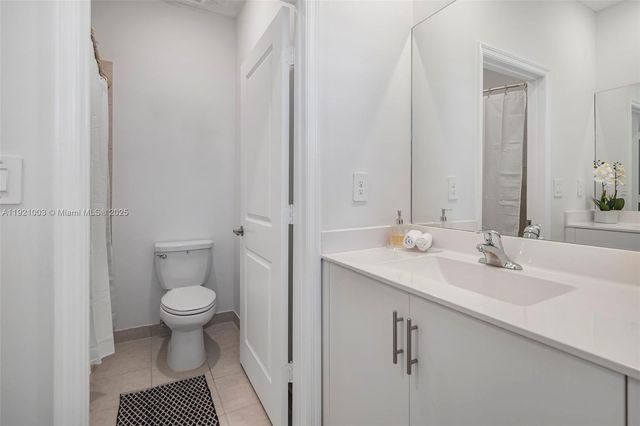 21189 SW 127th Ct, Miami, FL 33177