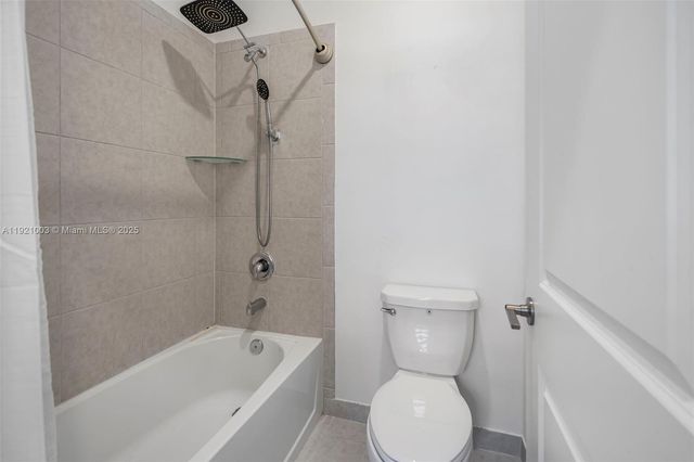 21189 SW 127th Ct, Miami, FL 33177