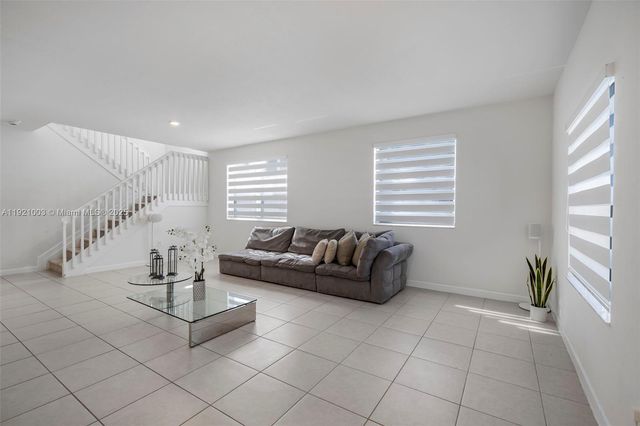 21189 SW 127th Ct, Miami, FL 33177