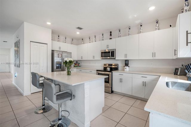 21189 SW 127th Ct, Miami, FL 33177