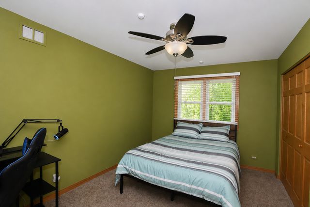 506 Old Country Way, Wauconda, IL 60084