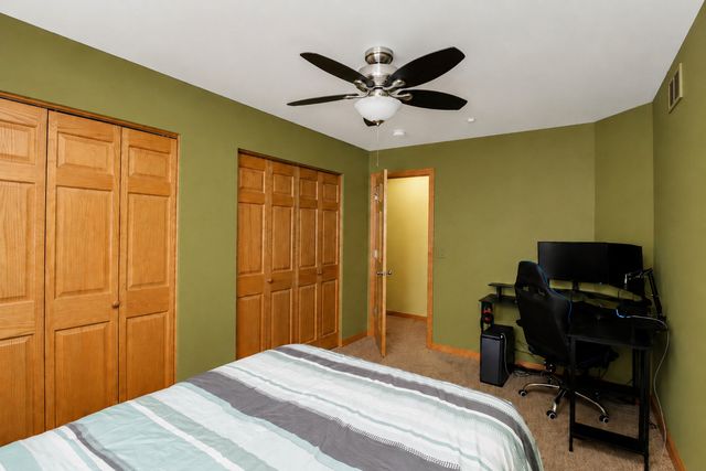 506 Old Country Way, Wauconda, IL 60084