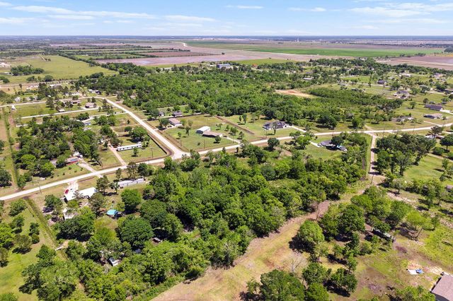 452 County Road 4863, Dayton, TX 77535