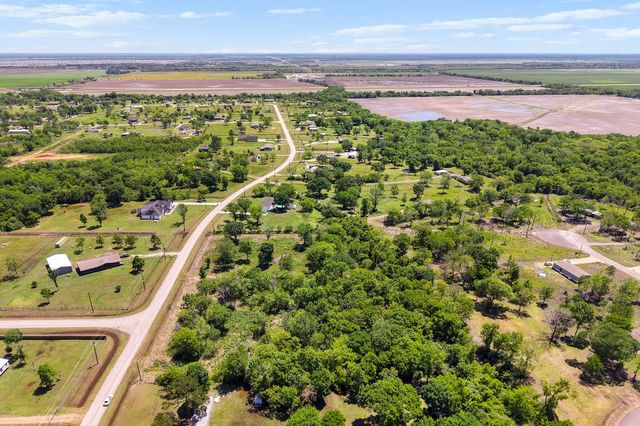 452 County Road 4863, Dayton, TX 77535