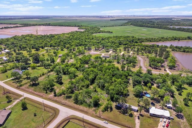 452 County Road 4863, Dayton, TX 77535