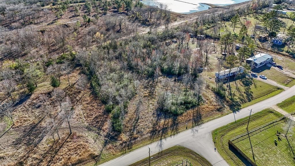 452 County Road 4863, Dayton, TX 77535