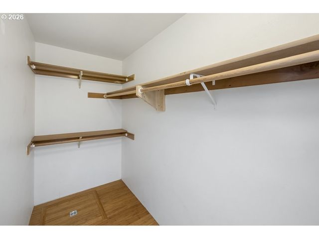 5110 Ne EMERSON Ct, Portland, OR 97218