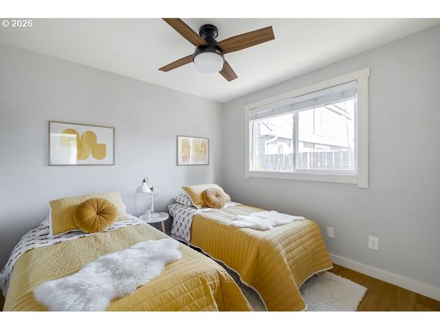 5110 Ne EMERSON Ct, Portland, OR 97218