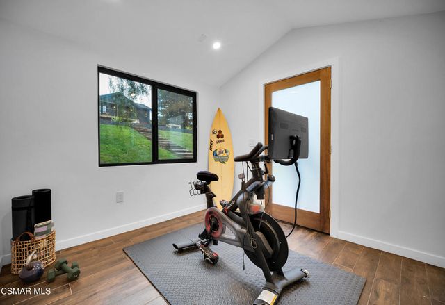 1201 La Granada Drive, Thousand Oaks, CA 91362