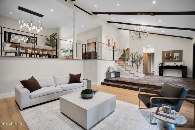 1201 La Granada Drive, Thousand Oaks, CA 91362