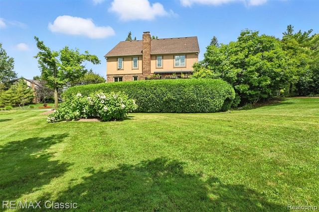 13507 Westbrook Road, Plymouth, MI 48170