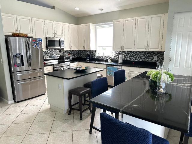 9660 EGRET CHASE Lane, West Palm Beach, FL 33411