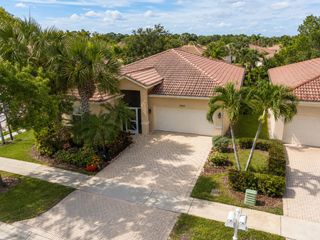 9660 EGRET CHASE Lane, West Palm Beach, FL 33411