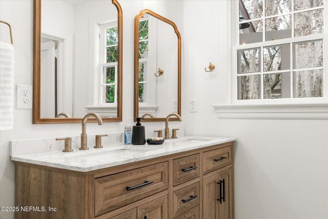 3943 GADSDEN Road, Jacksonville, FL 32207