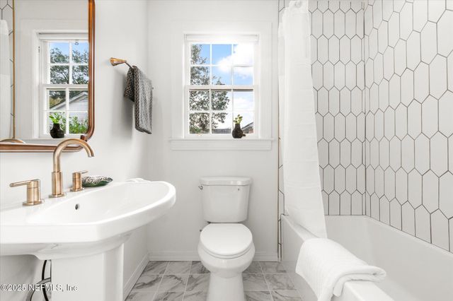 3943 GADSDEN Road, Jacksonville, FL 32207