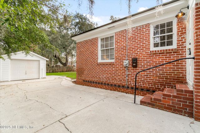 3943 GADSDEN Road, Jacksonville, FL 32207