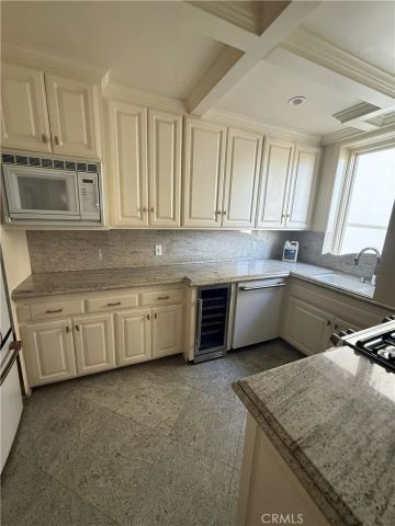 1424 N Crescent Heights Boulevard 20, West Hollywood, CA 90046