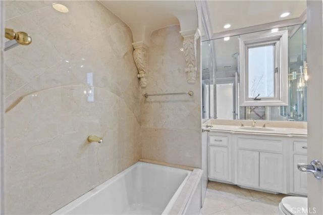 1424 N Crescent Heights Boulevard 20, West Hollywood, CA 90046