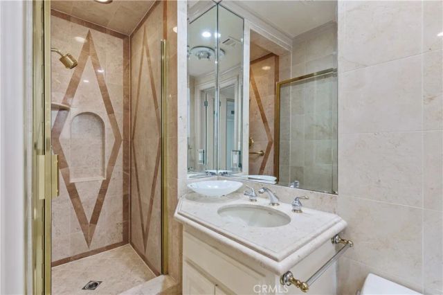 1424 N Crescent Heights Boulevard 20, West Hollywood, CA 90046