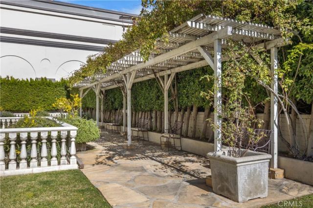 1424 N Crescent Heights Boulevard 20, West Hollywood, CA 90046