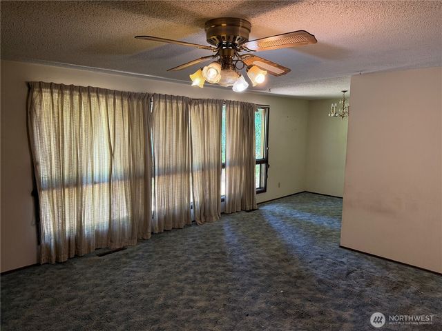 5006 21st Avenue SE, Lacey, WA 98503