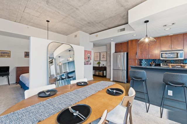 360 Nueces ST 2101, Austin, TX 78701