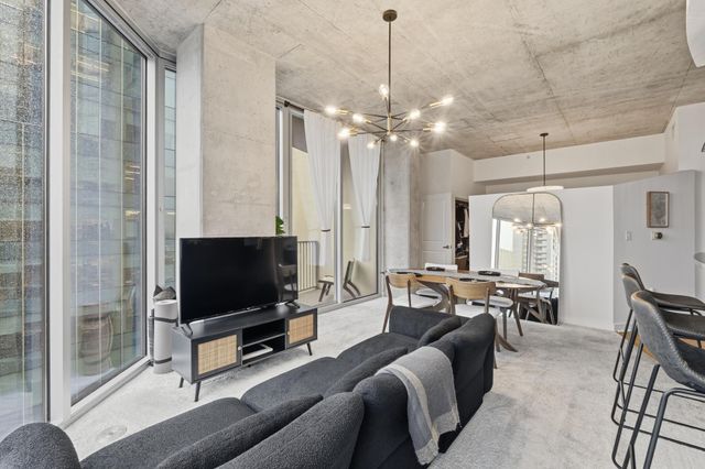 360 Nueces ST 2101, Austin, TX 78701