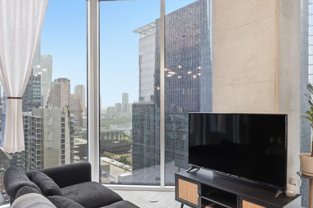360 Nueces ST 2101, Austin, TX 78701