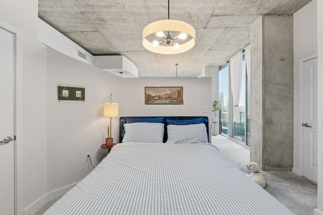 360 Nueces ST 2101, Austin, TX 78701