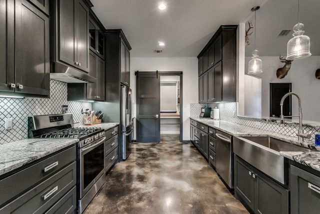 229 Gafford Street, Lipan, TX 76462