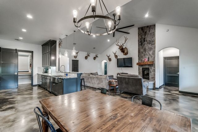 229 Gafford Street, Lipan, TX 76462