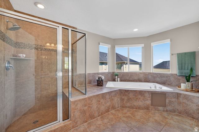 923 E ABSAROKA CT, Draper, UT 84020
