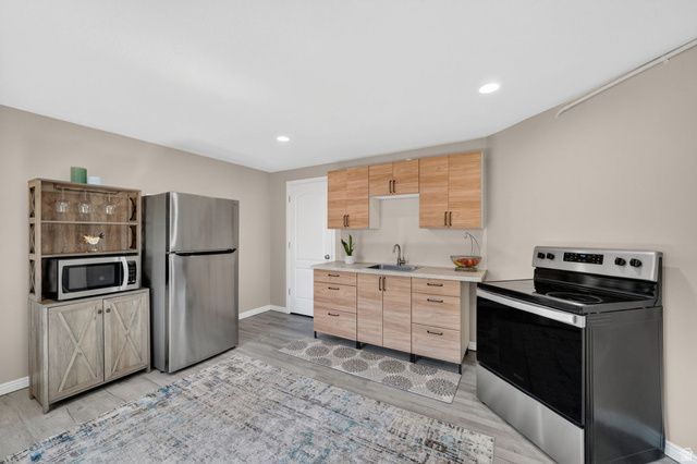 923 E ABSAROKA CT, Draper, UT 84020