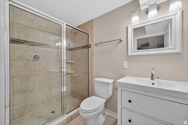 923 E ABSAROKA CT, Draper, UT 84020