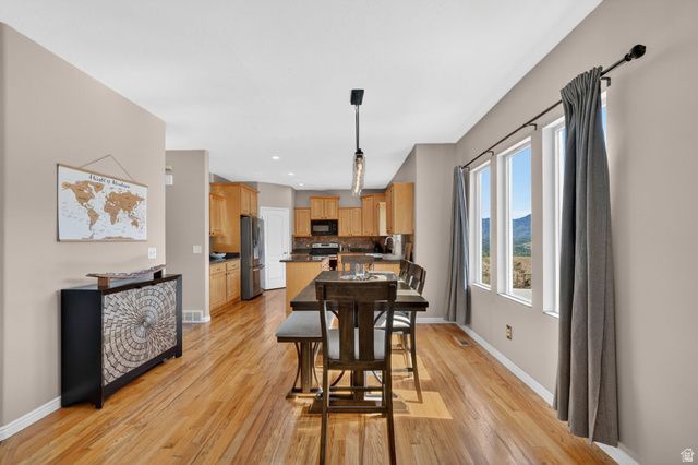 923 E ABSAROKA CT, Draper, UT 84020