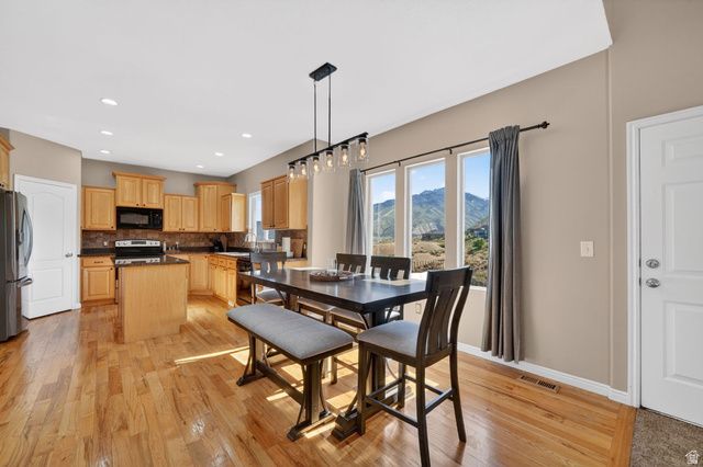 923 E ABSAROKA CT, Draper, UT 84020