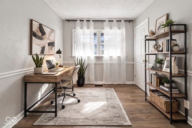 2551 E 68th Street, Indianapolis, IN 46220