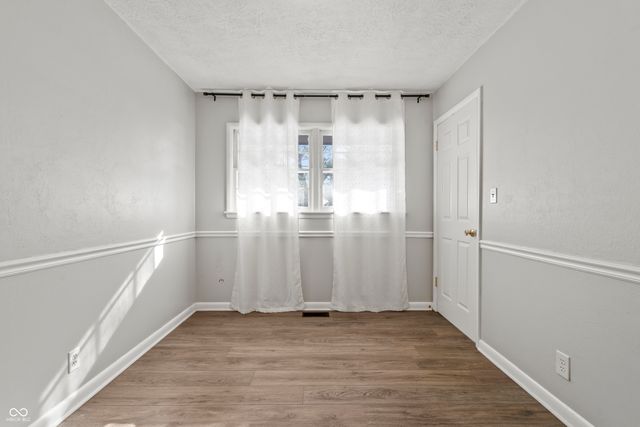 2551 E 68th Street, Indianapolis, IN 46220