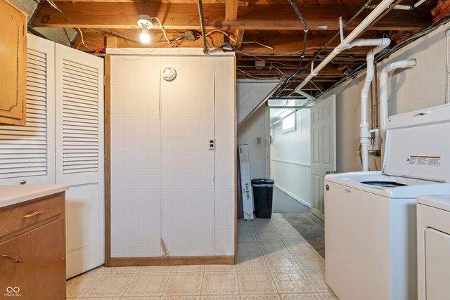 2551 E 68th Street, Indianapolis, IN 46220