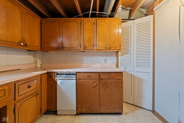 2551 E 68th Street, Indianapolis, IN 46220